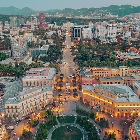 Laiola Apartment Tirana Bagian luar foto