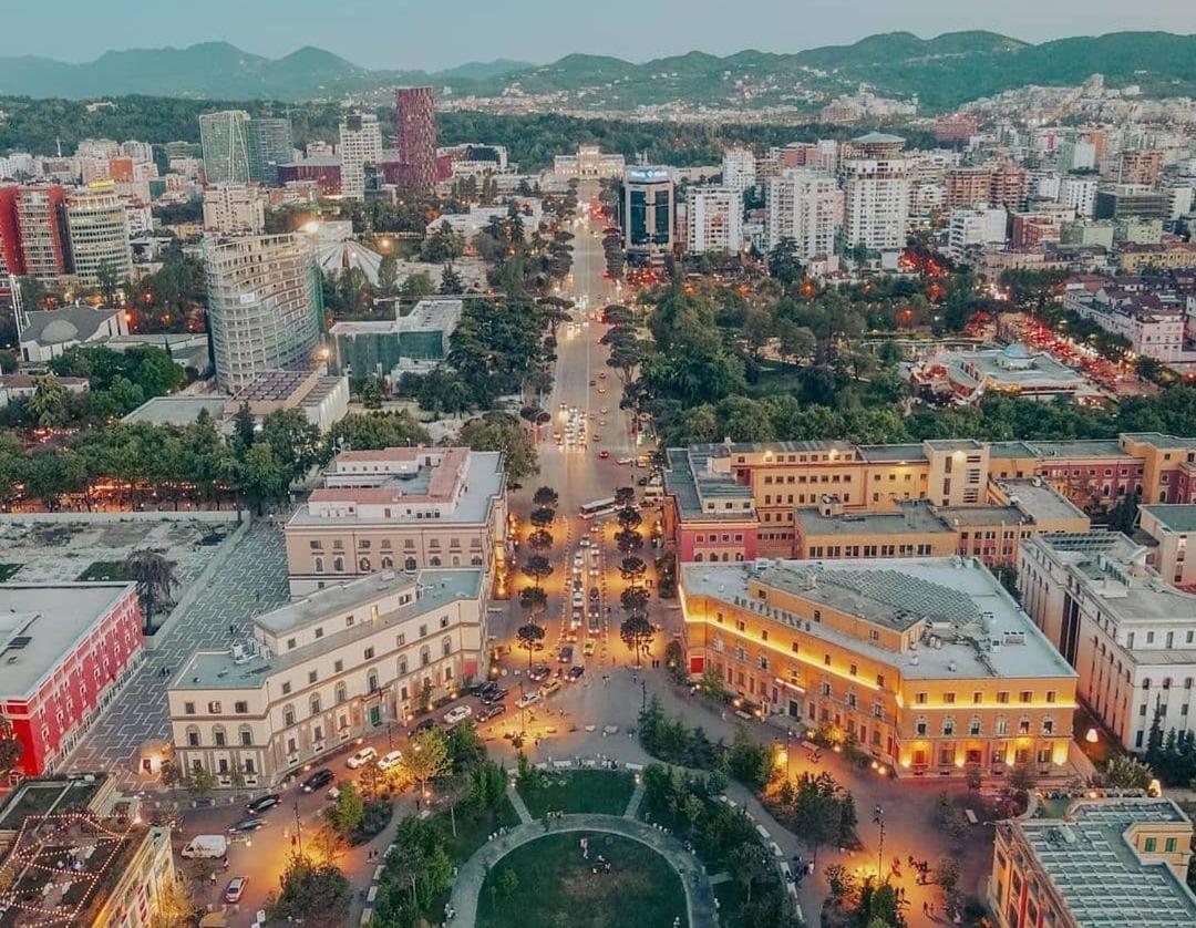 Laiola Apartment Tirana Bagian luar foto